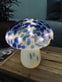 MUSHROOM Lampe m. LED – Royal blue mundblæst glas - VIAMAJA.DK