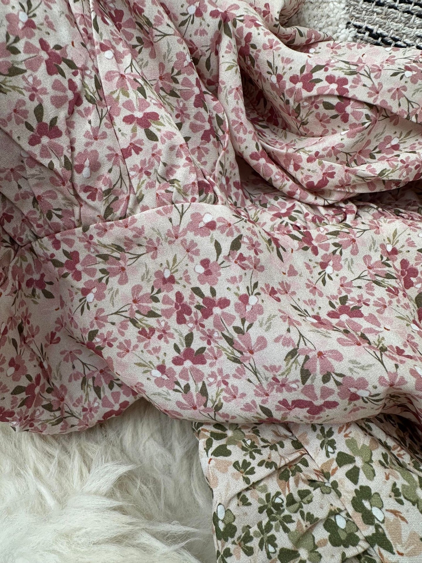 Nederdel Boho Rose - VIAMAJA.DK
