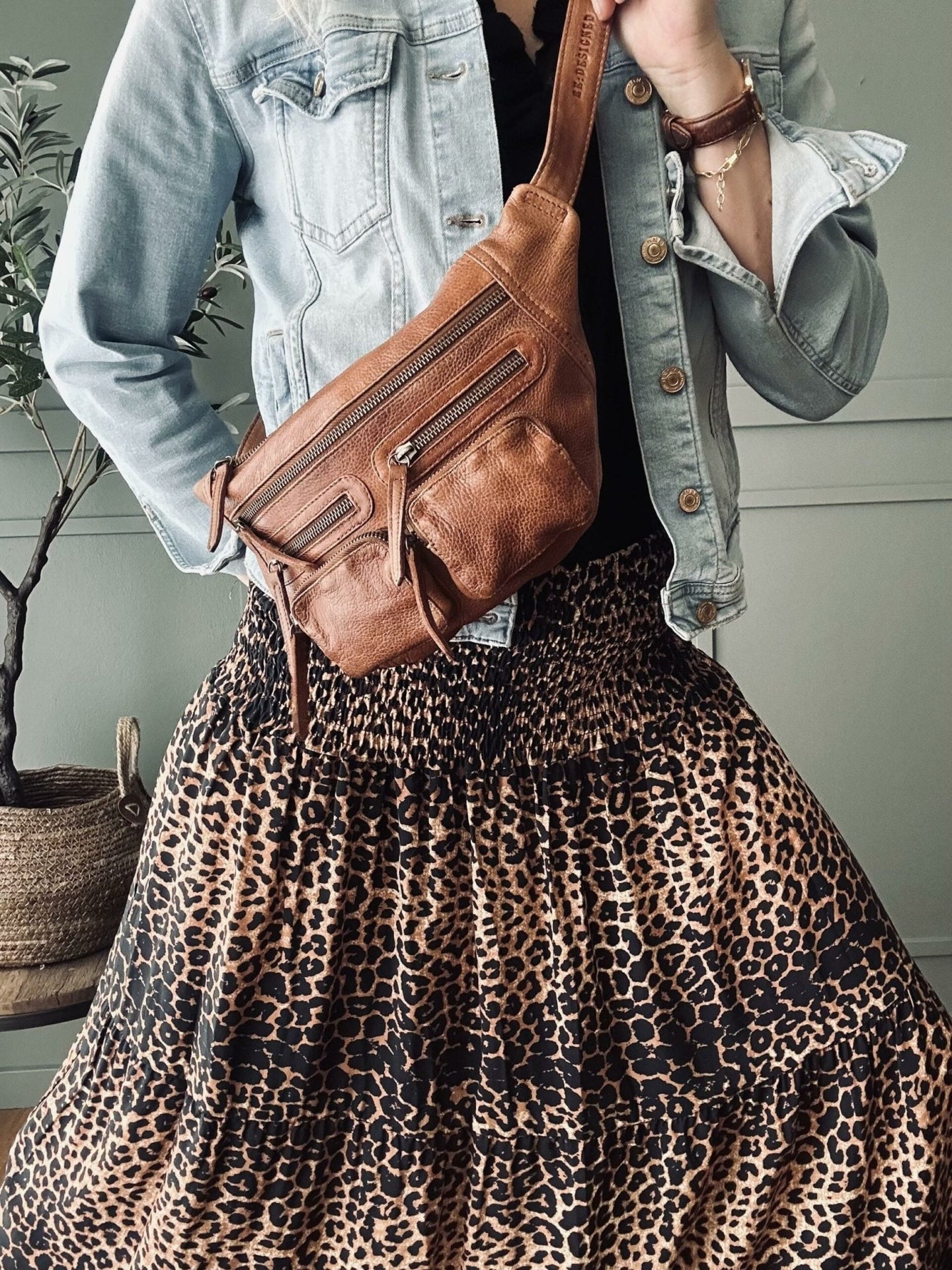 Nederdel med smock – Dark Leopard - VIAMAJA.DK