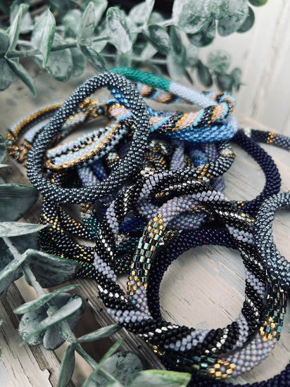 Nepal armbånd - Blue mix - VIAMAJA.DK