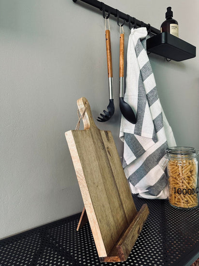 Opskriftholder i træ - VIAMAJA.DK