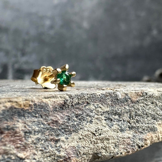 Ørestik Single GIA Emerald 18K forgyldt - 1 stk - VIAMAJA.DK