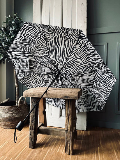 Paraply – Zebra - VIAMAJA.DK