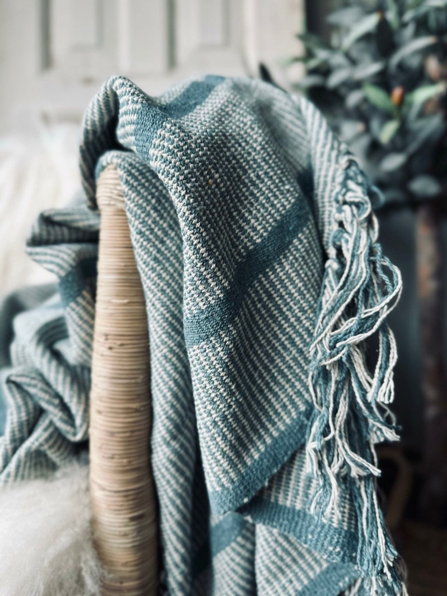Plaid i 100% genanvendt bomuld – Aqua - VIAMAJA.DK
