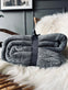 Plaid i fleece kingsize – Grå 180×230 - VIAMAJA.DK