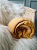 Pledd i fleece – Sennep