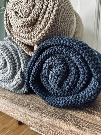 Plaid Perlestrik - Navy - VIAMAJA.DK