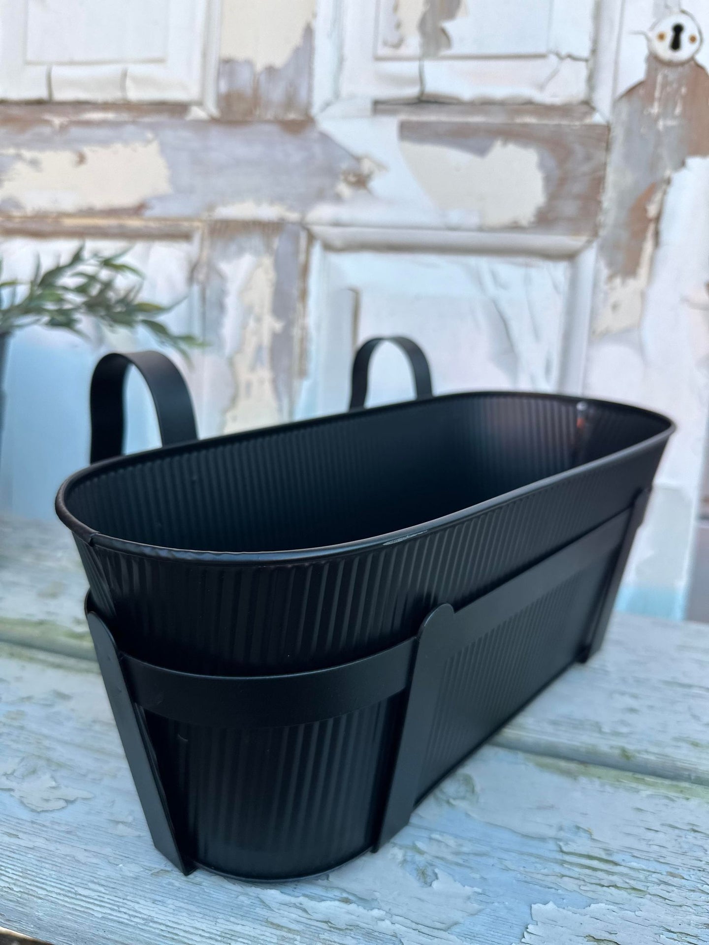 Plantekasse med ophæng – Black Noise small - VIAMAJA.DK