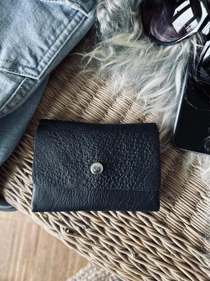 Pung Aura small Black - VIAMAJA.DK