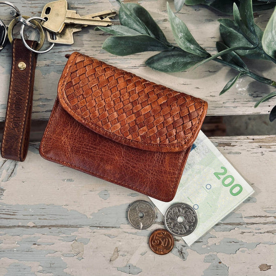 Pung - Small Tessa Walnut - VIAMAJA.DK