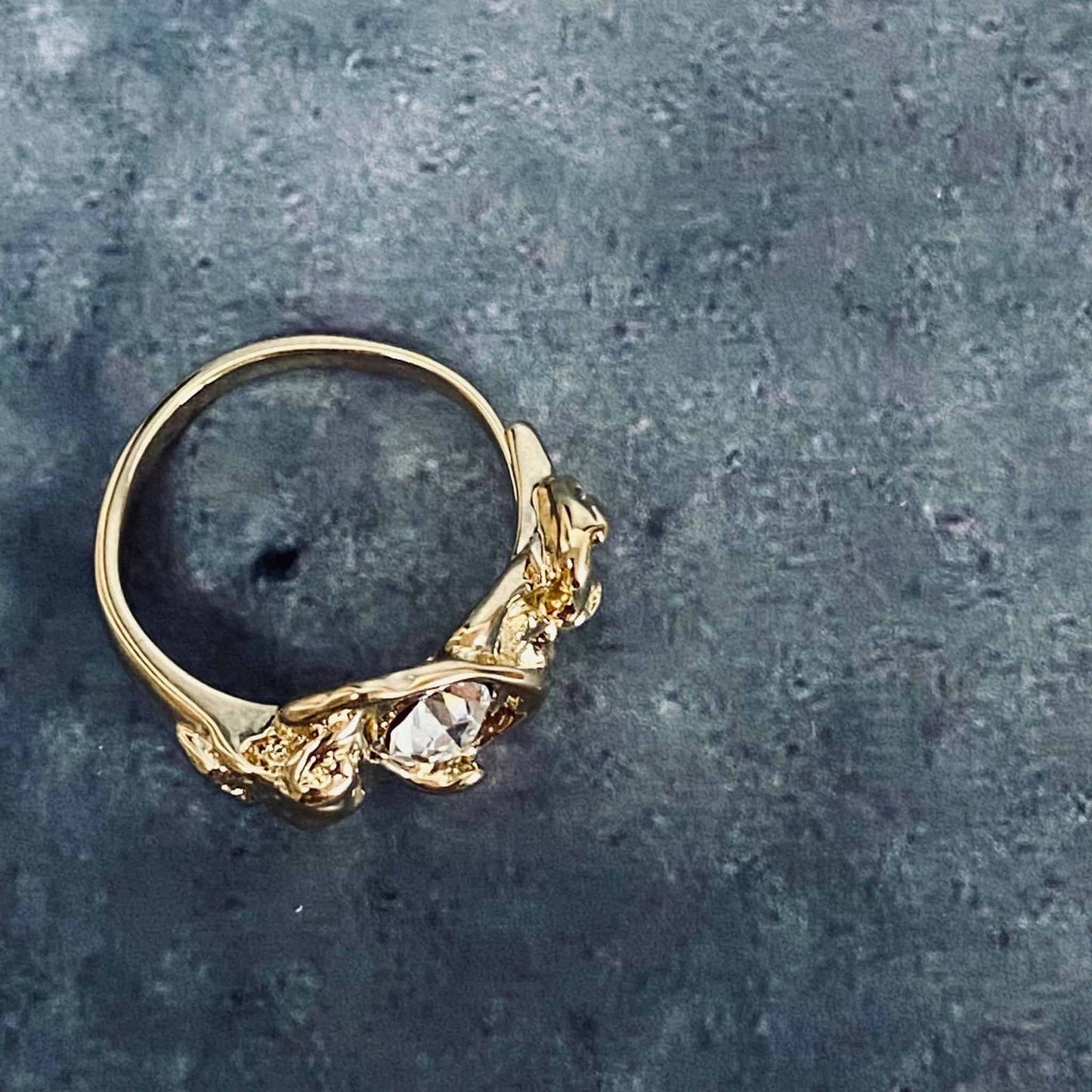 Ring 14karat guldbelagt med Preciosa-krystal - VIAMAJA.DK