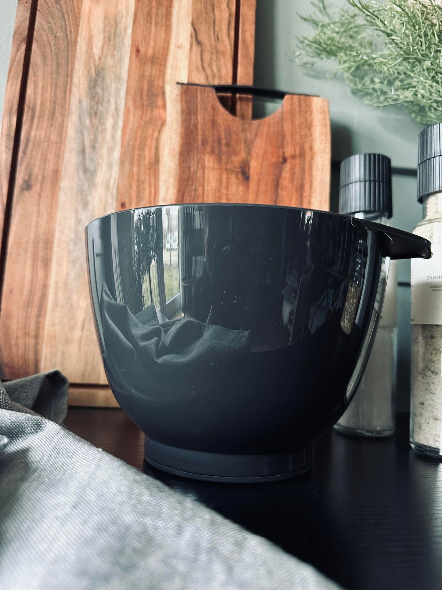 Røreskål – Dark antracit 2370ml - VIAMAJA.DK