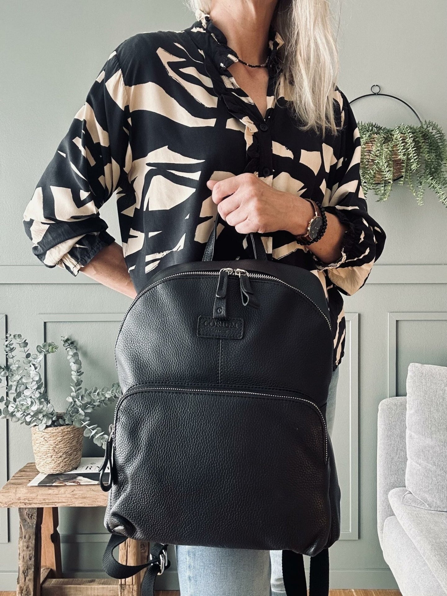 Rygsæk – Black leather - VIAMAJA.DK