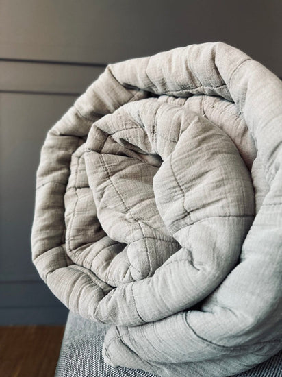 Sengetæppe L260/B240 cm - VIAMAJA.DK