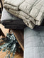 Sengetæppe STONE-WASHED Quilt – Nordic grey - VIAMAJA.DK