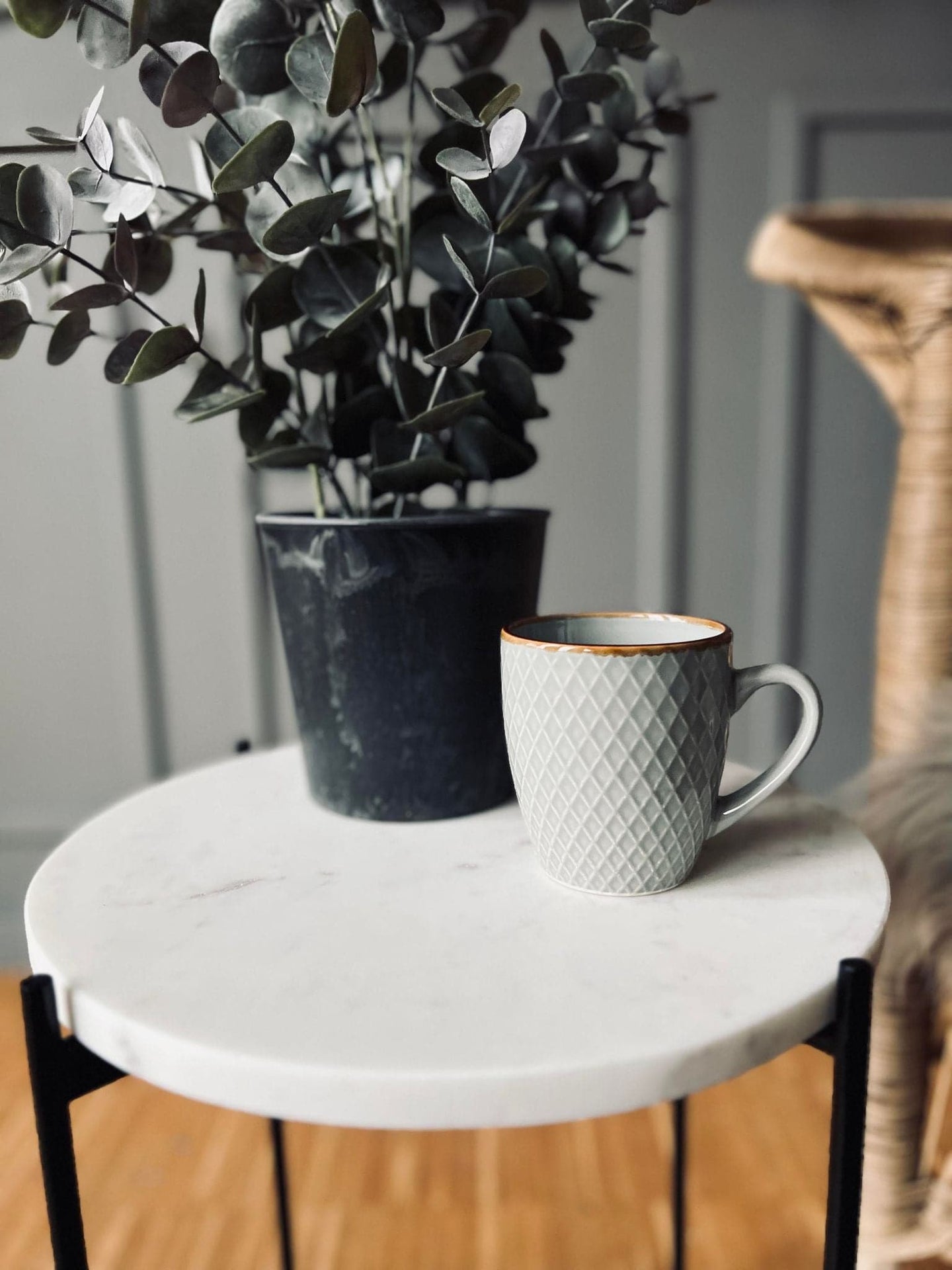 Sidebord - Hvid marmor - VIAMAJA.DK