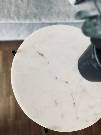 Sidebord - Hvid marmor - VIAMAJA.DK