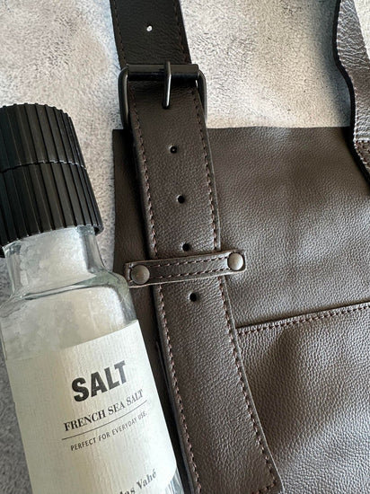 Skindforklæde – Brun bøffellæder - VIAMAJA.DK