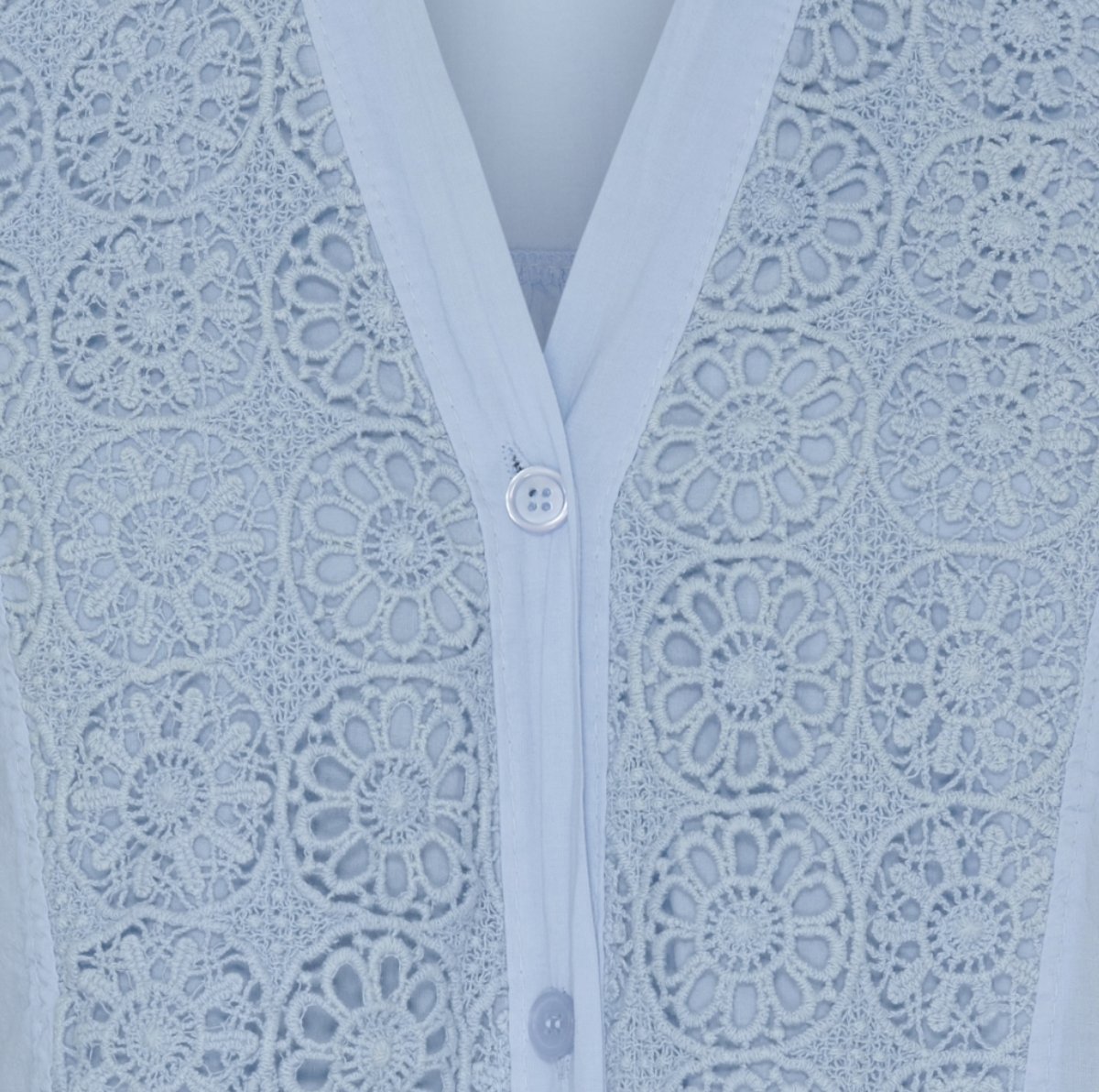 Skjorte Celina med broderi – Blue - VIAMAJA.DK