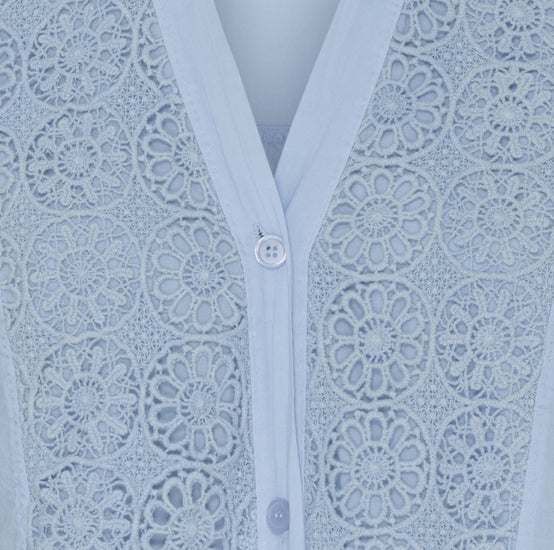 Skjorte Celina med broderi – Blue - VIAMAJA.DK