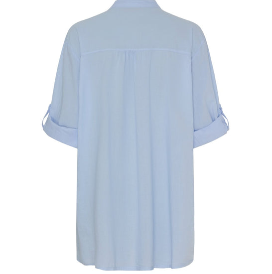 Skjorte Celina med broderi – Blue - VIAMAJA.DK