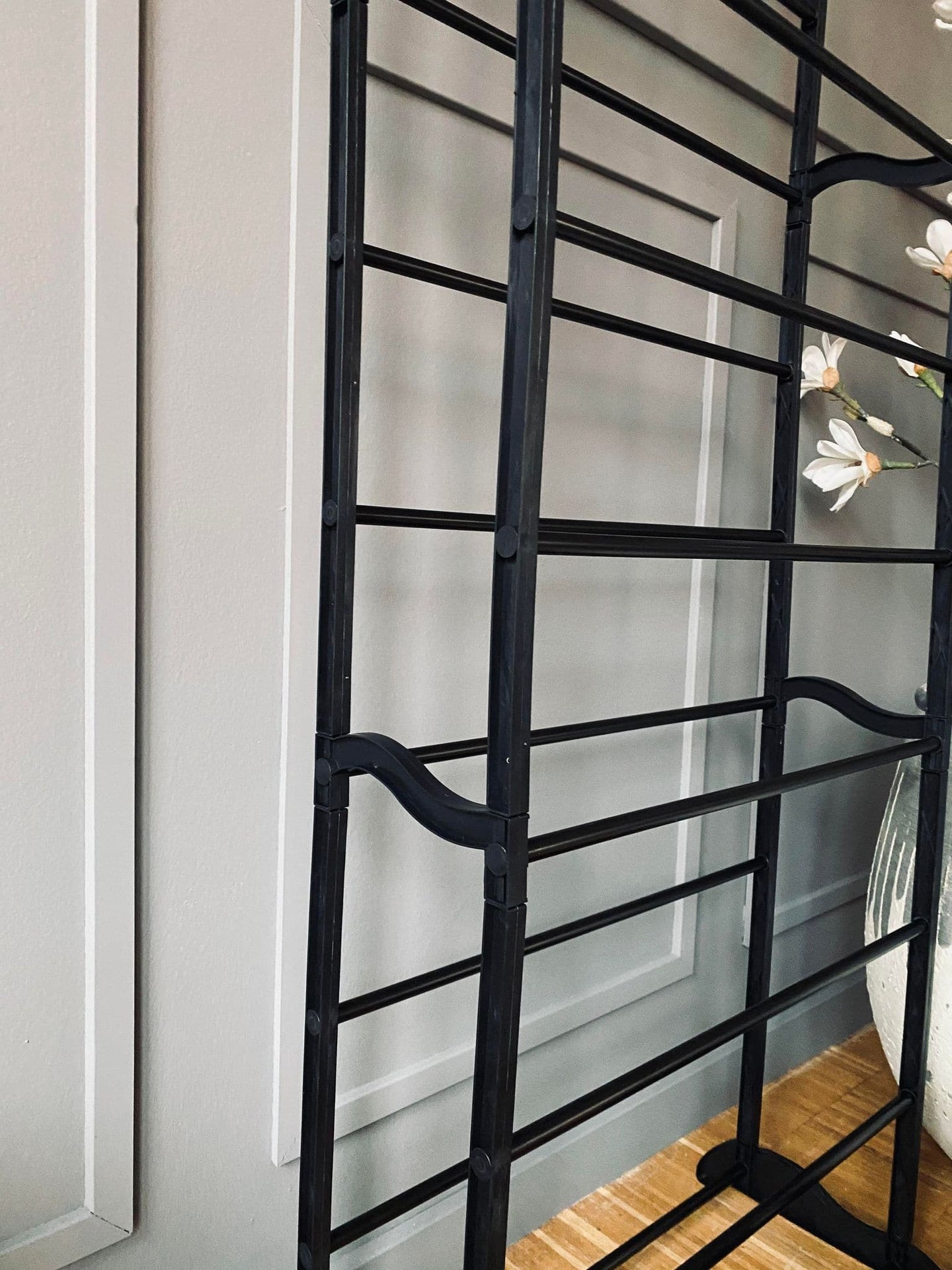 Skoreol med 10 hylder - Sort plast - VIAMAJA.DK