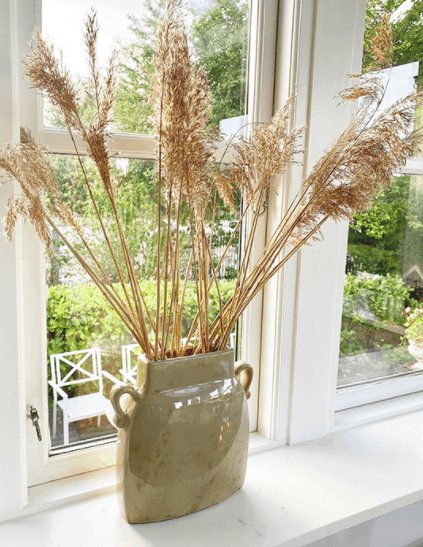 Smuk cremefarvet keramik vase - VIAMAJA.DK