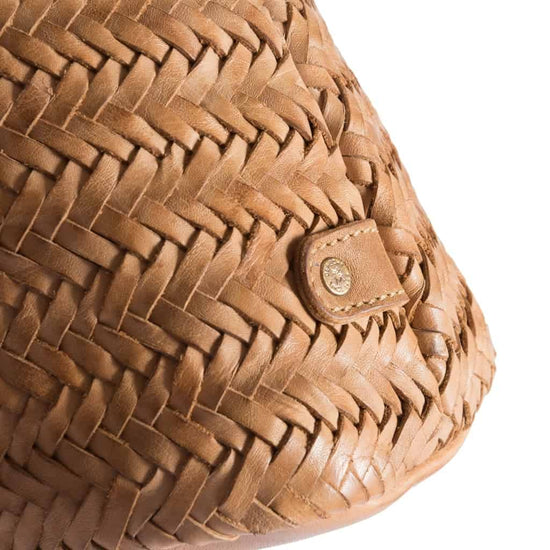 Smukkeste shopper HELLA i flettet læder - Cognac - VIAMAJA.DK