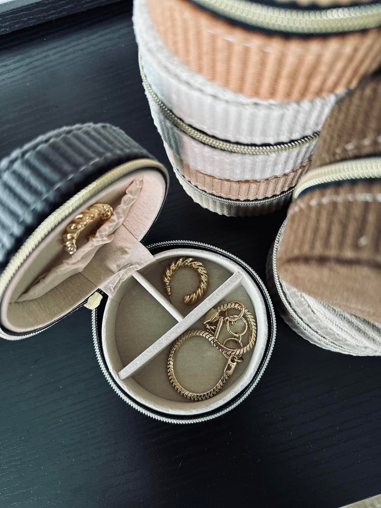 Smykkebox Color mix – 8cm - VIAMAJA.DK