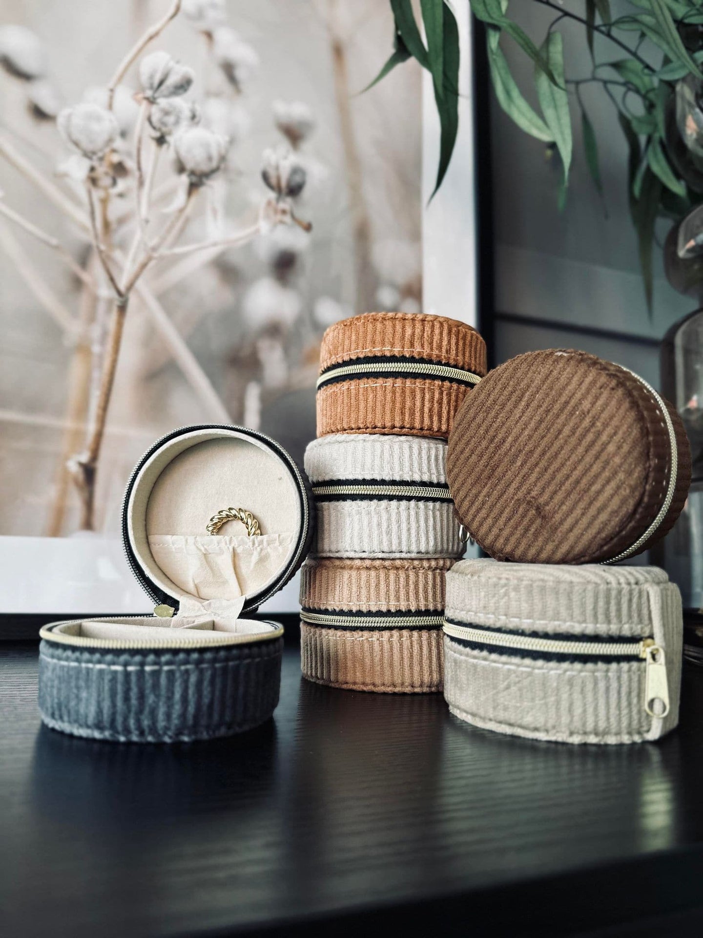 Smykkebox Color mix – 8cm - VIAMAJA.DK