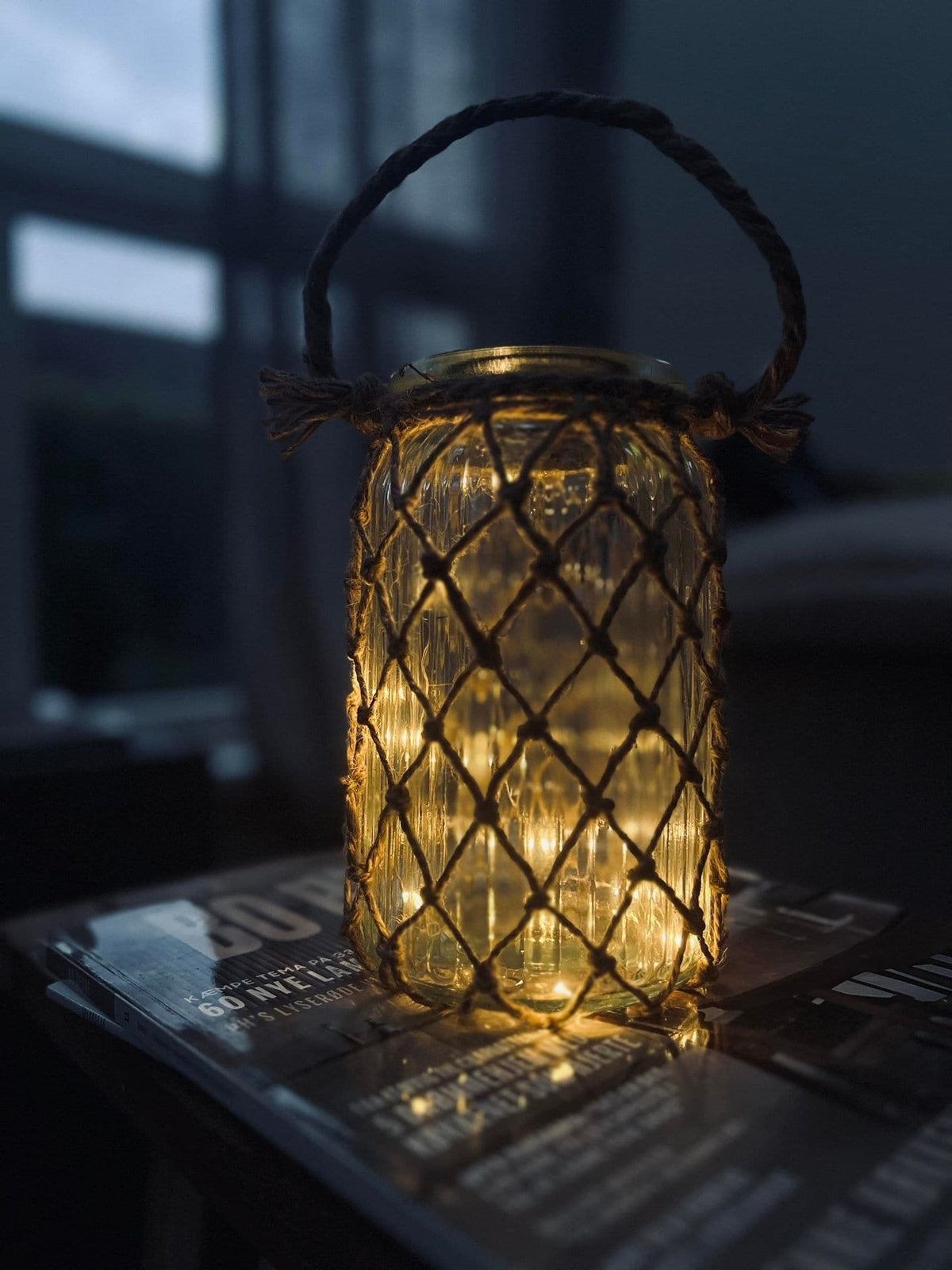 Solcelle lanterne - Glas og jute - VIAMAJA.DK