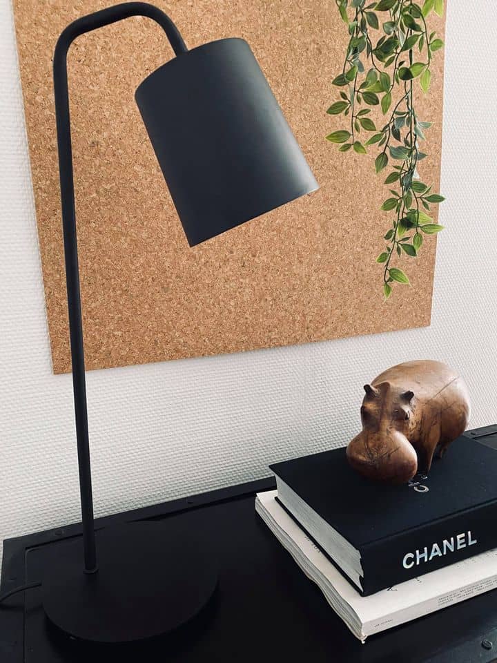 Stor bordlampe i sort metal - 56cm - VIAMAJA.DK