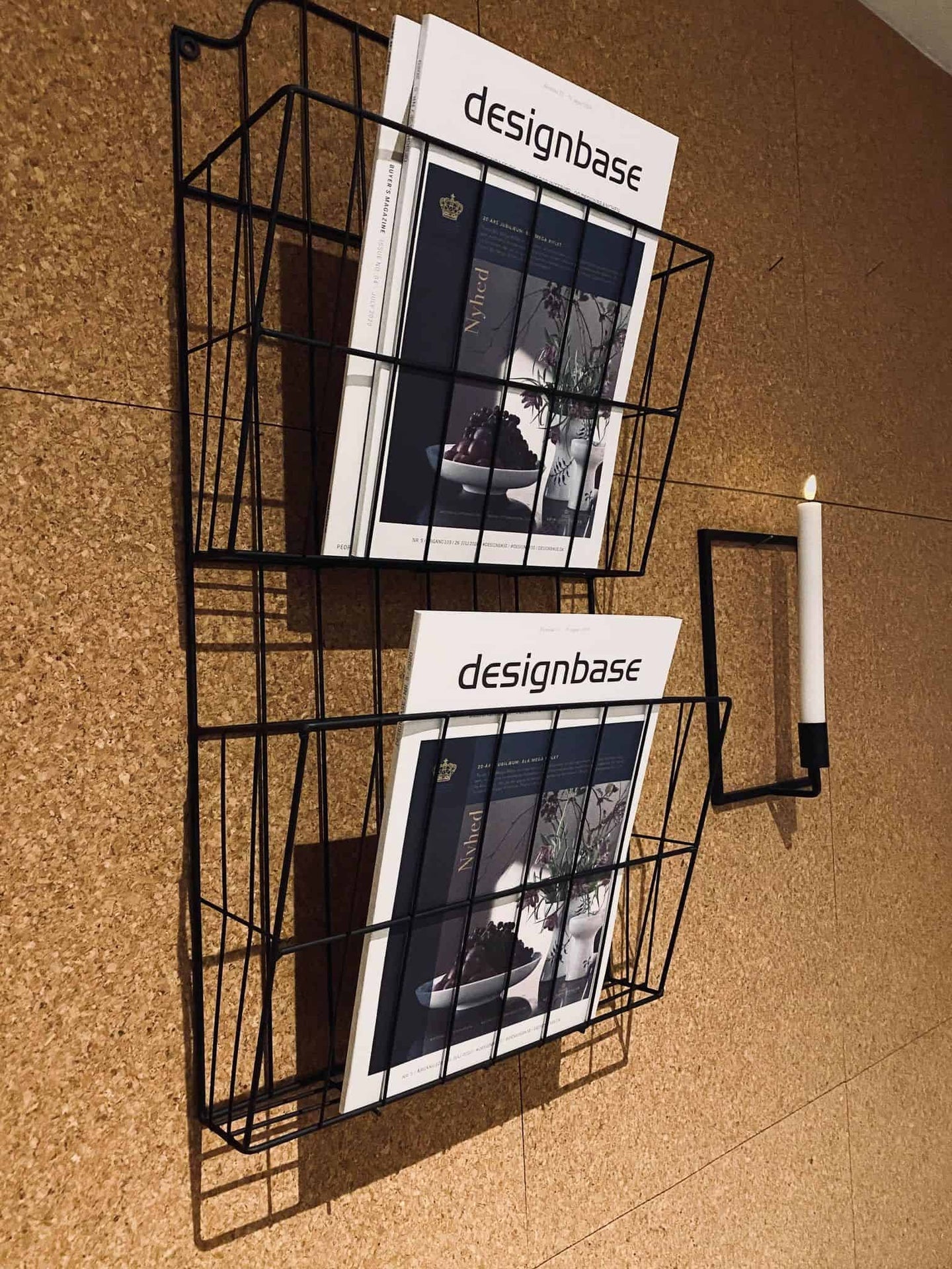 Stor Magasinholder i sort metal - VIAMAJA.DK