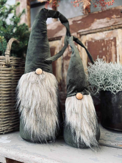 Stor Nisse med skæg - Velour 50cm - VIAMAJA.DK