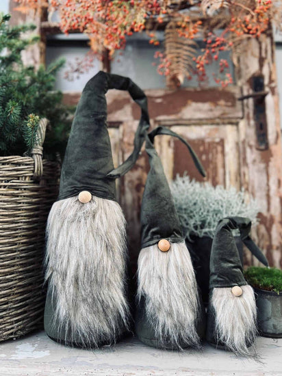 Stor Nisse med skæg - Velour 50cm - VIAMAJA.DK