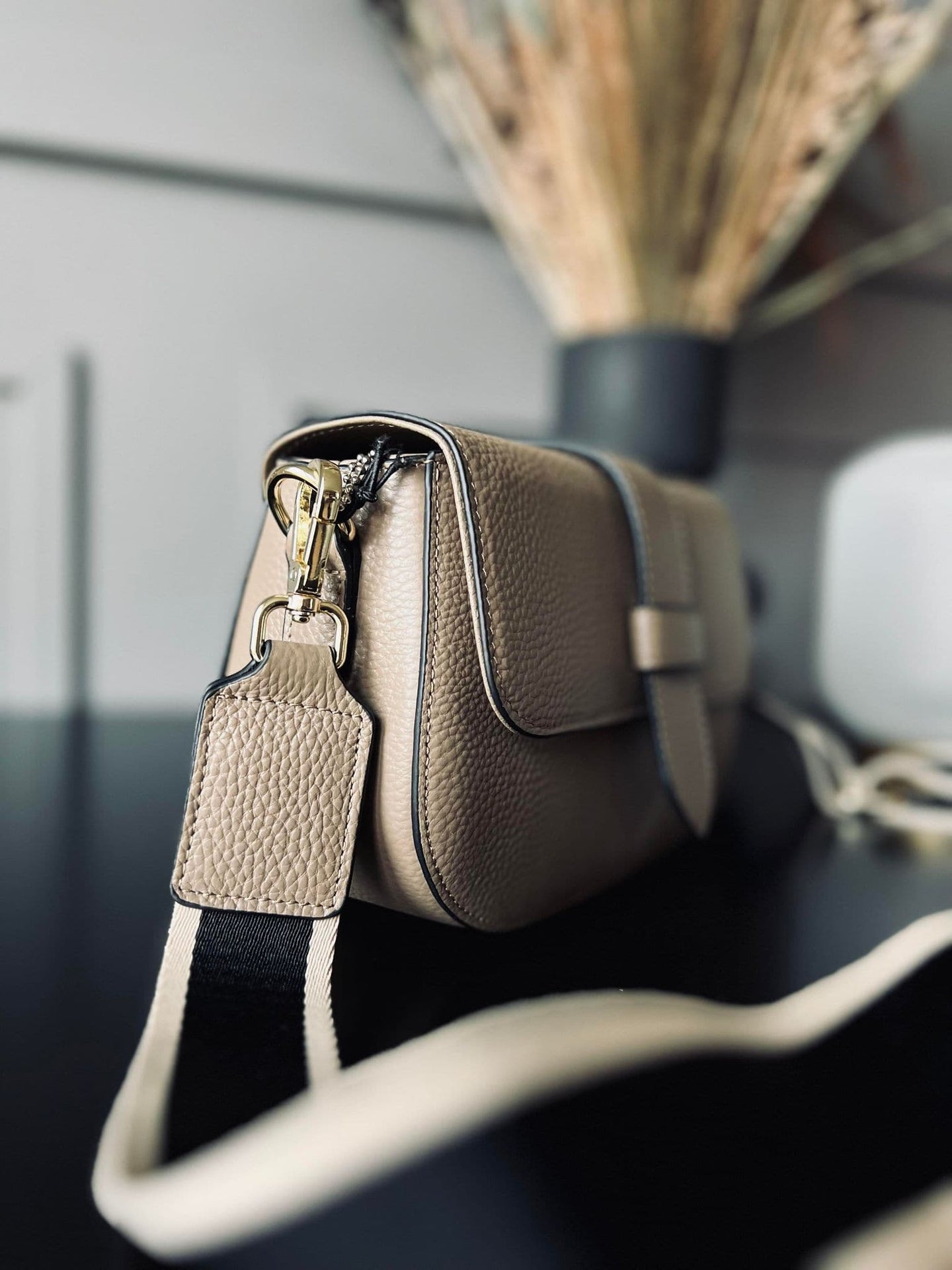 Taske - Dark taupe - VIAMAJA.DK