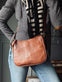 Taske Dicte walnut m. 2 taskeremme - VIAMAJA.DK
