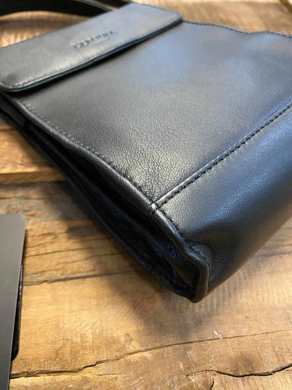Taske MILLE crossbody - Sort skind - VIAMAJA.DK