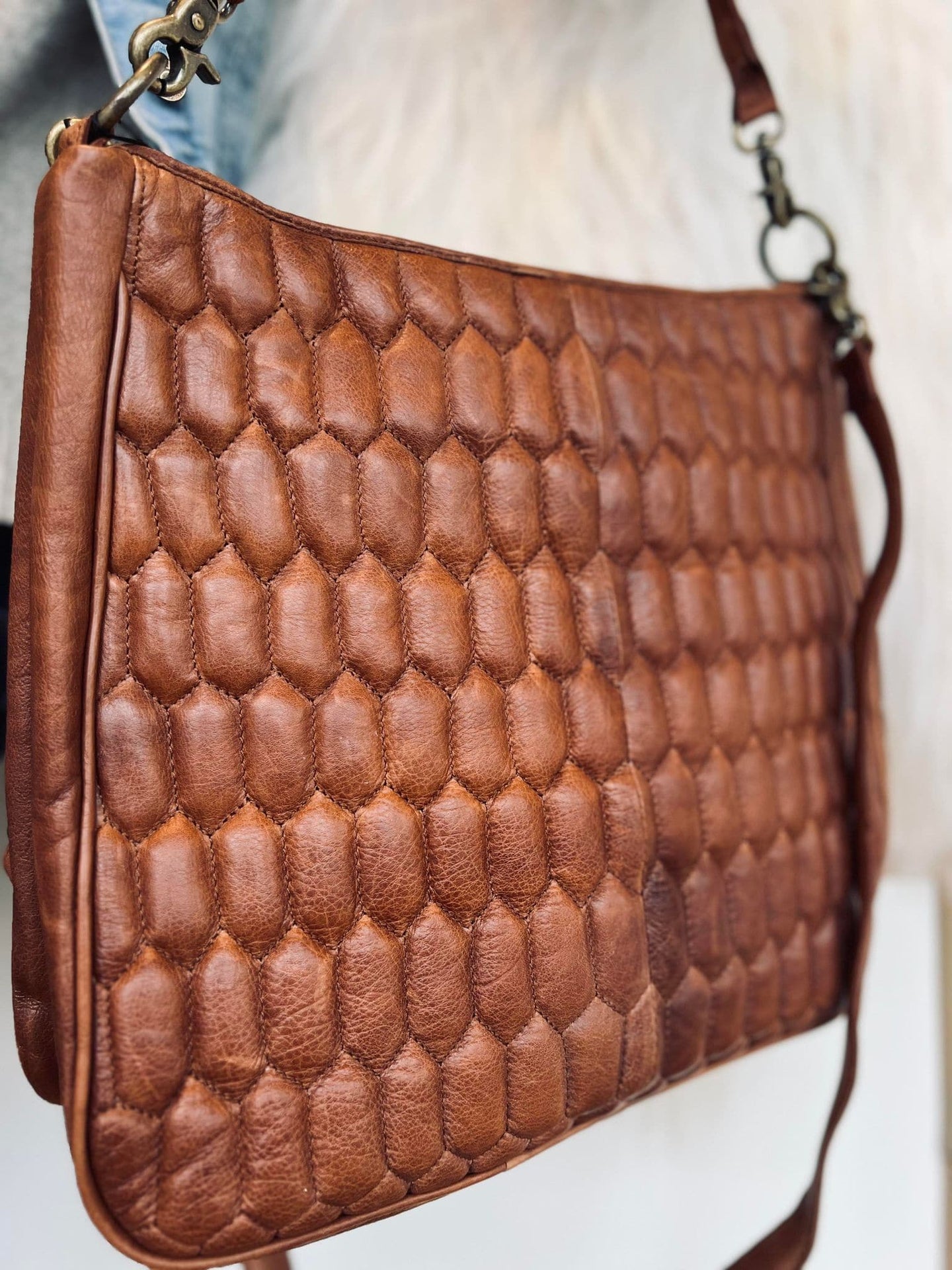 Taske WALNUT QUILT - 2 taskeremme medfølger - VIAMAJA.DK