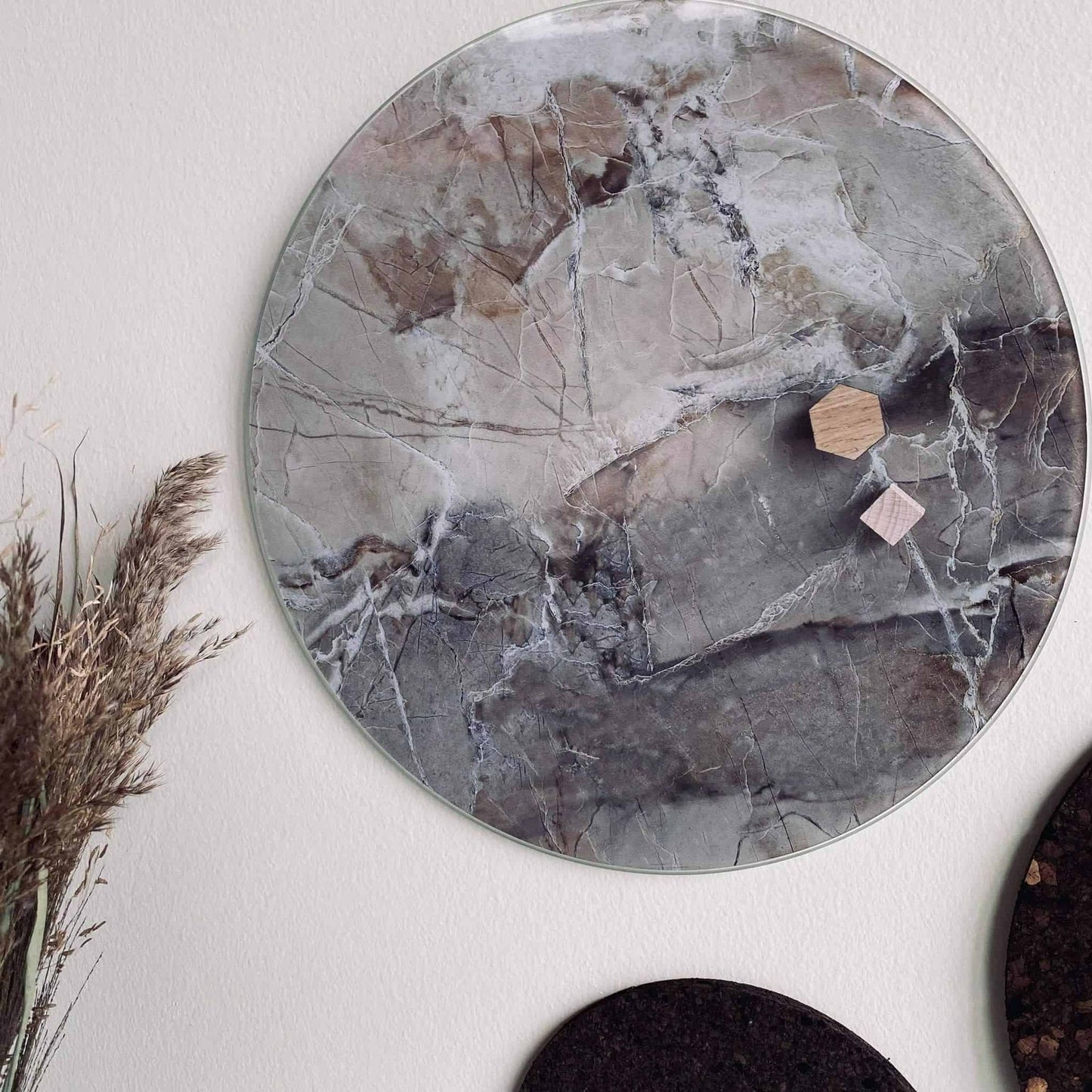 Tavle magnetisk Ø35 Beige marmor - VIAMAJA.DK