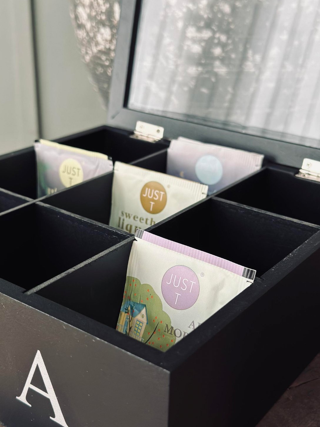 Teabox med 9 rum – Black - VIAMAJA.DK