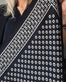 Tørklæde Black edition - 70x70 - VIAMAJA.DK