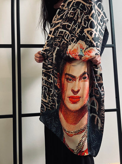 Tørklæde Frida Kahlo - VIAMAJA.DK