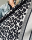 Tørklæde Grey Leo Silk - 70x70 - VIAMAJA.DK