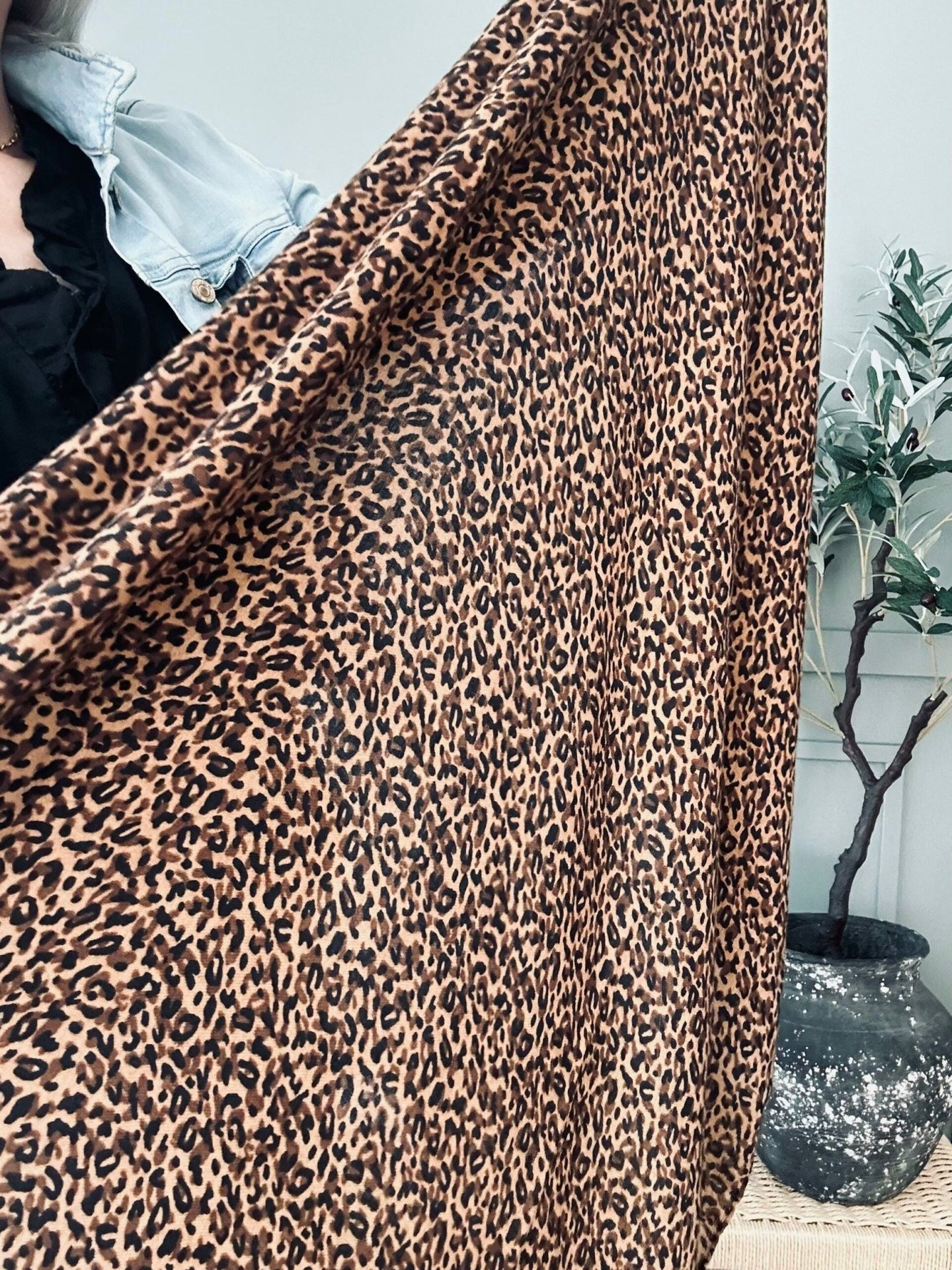 Tørklæde Leopard - VIAMAJA.DK