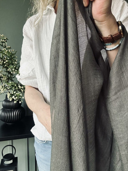 Tørklæde Simple dark olive - VIAMAJA.DK