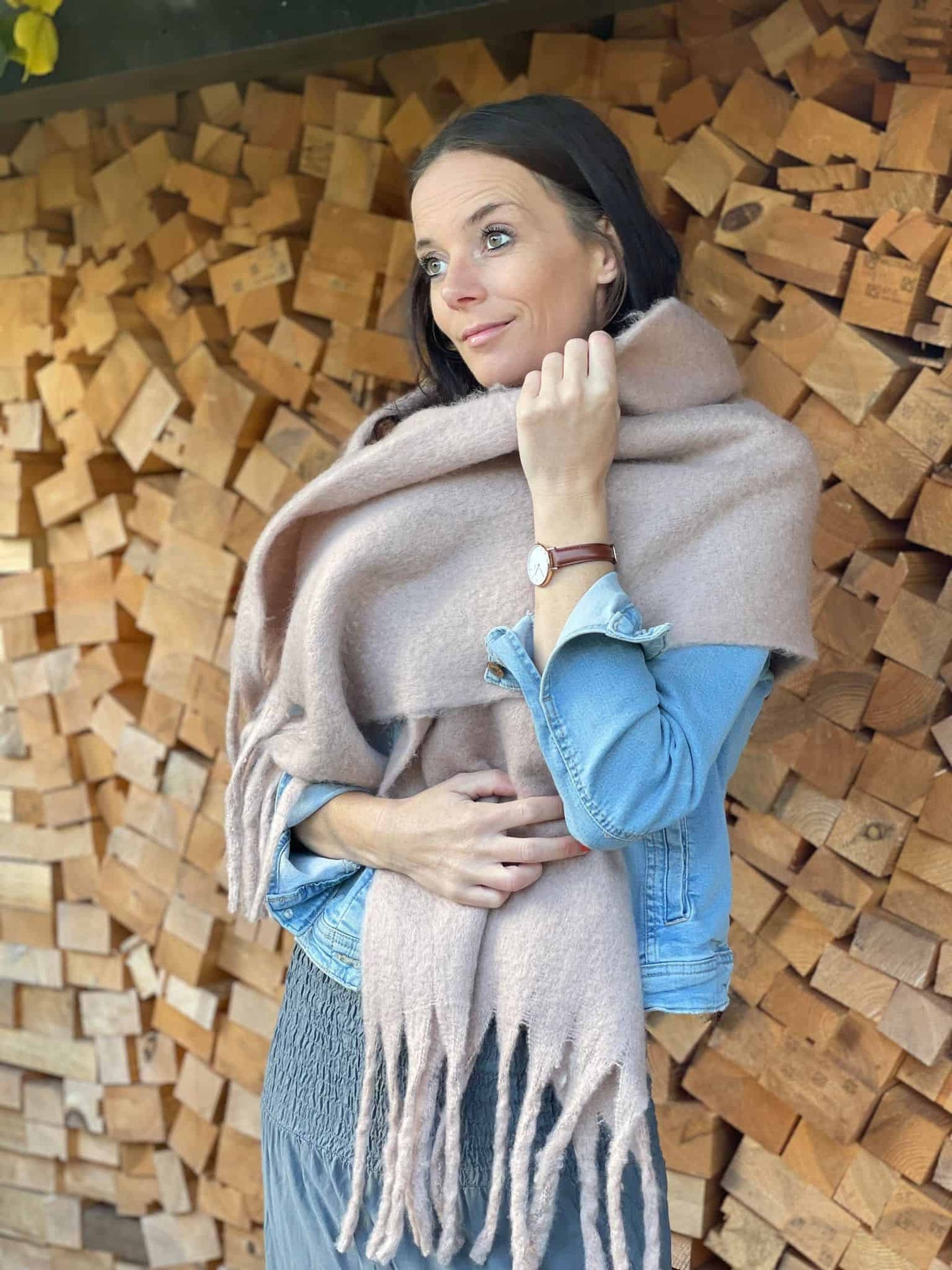 Tørklæde – Vamset Beige Rose - VIAMAJA.DK