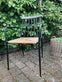 Tremmestol i sort aluminium / rattan - VIAMAJA.DK