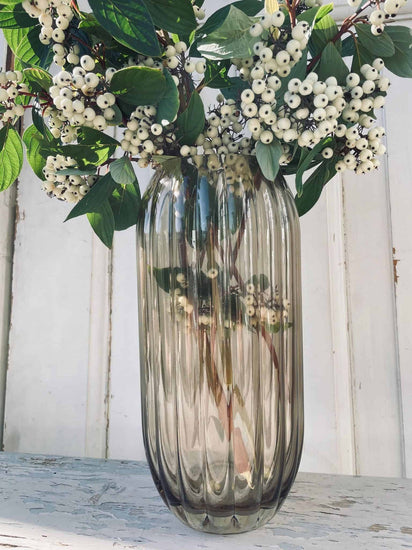Vase i rillet glas - VIAMAJA.DK