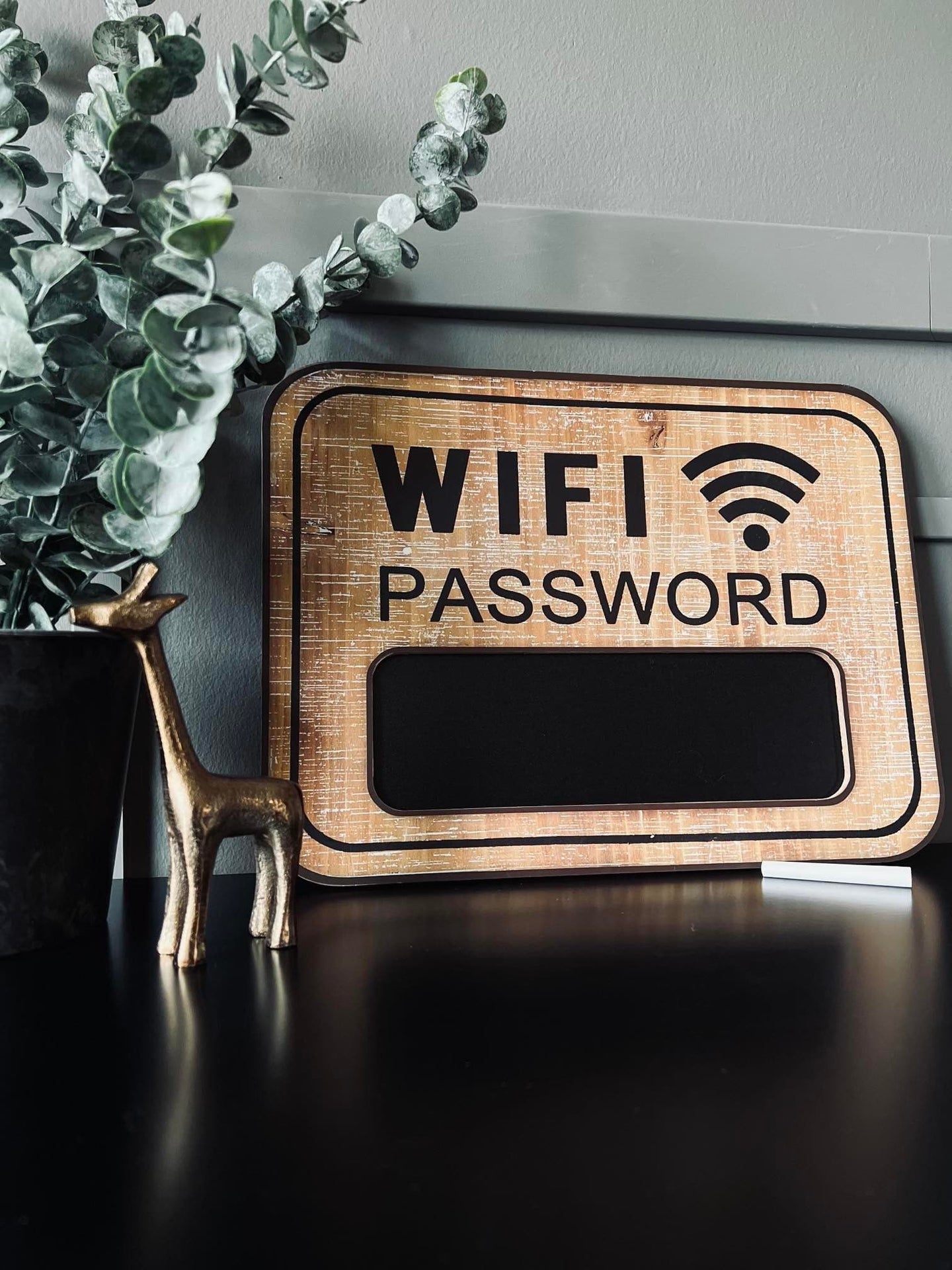 WIFI Skilt med kridt - Wood - VIAMAJA.DK